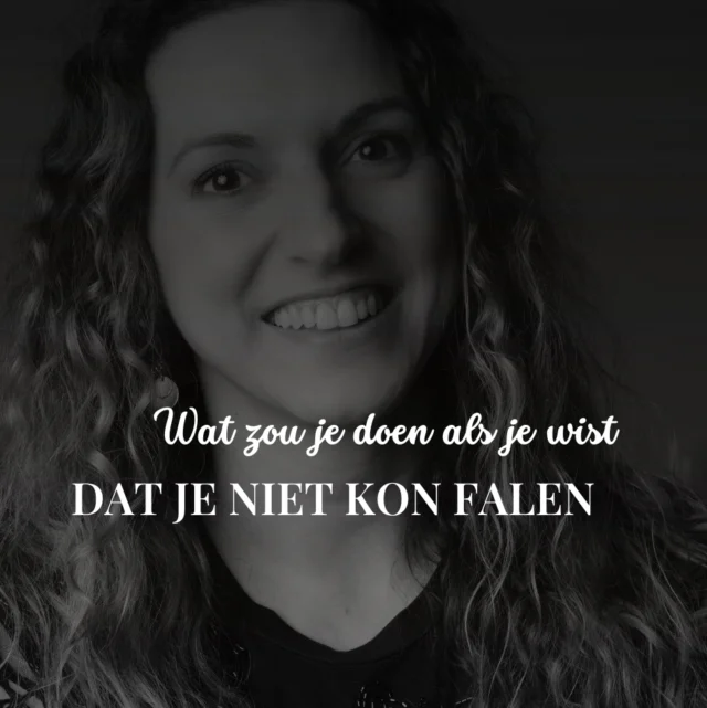 Een klant stelde me laatst een vraag die me aan het denken zette:⁠
⁠
"Nathalie, wat zou jij anders doen in je onderneming als je zeker wist dat je niet kon falen?"⁠
⁠
Ik bleef even stil. ⁠
⁠
Want eerlijk? Ik zou veel meer risico's nemen. ⁠
Veel directer zijn in mijn communicatie. Nog authentiekere samenwerkingen aangaan.⁠
⁠
En toen realiseerde ik me: die angst om te falen, die houdt me soms tegen van het creëren van de impact die ik écht wil maken.⁠
⁠
Jouw beurt: Wat zou JIJ anders doen als falen geen optie was?⁠
⁠
Deel het in de comments, ik ben nieuwsgierig! ⬇️⁠
⁠
Liefs,⁠
Nathalie⁠
⁠
"Mycelium is a way of life"